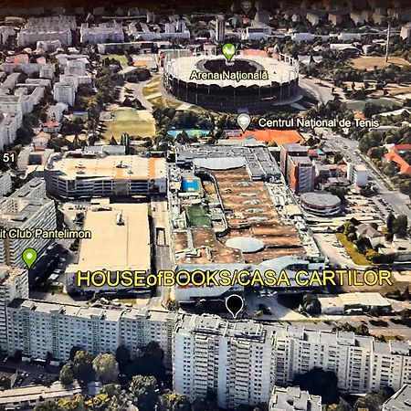 Appartamento Casa Cartilor - House Of Book'S Bucarest Esterno foto